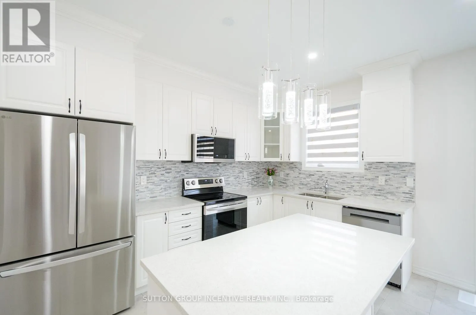 37 BAYCROFT BOULEVARD