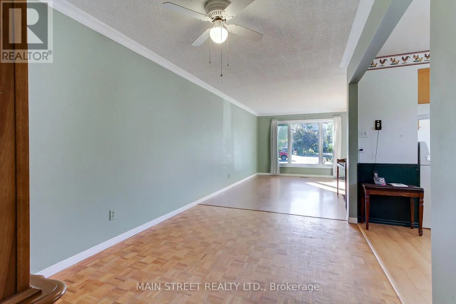 38 SMYTH CRESCENT