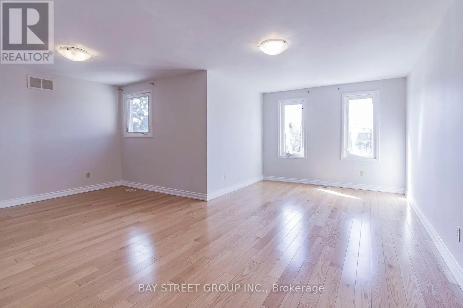 300 FINCHAM AVENUE