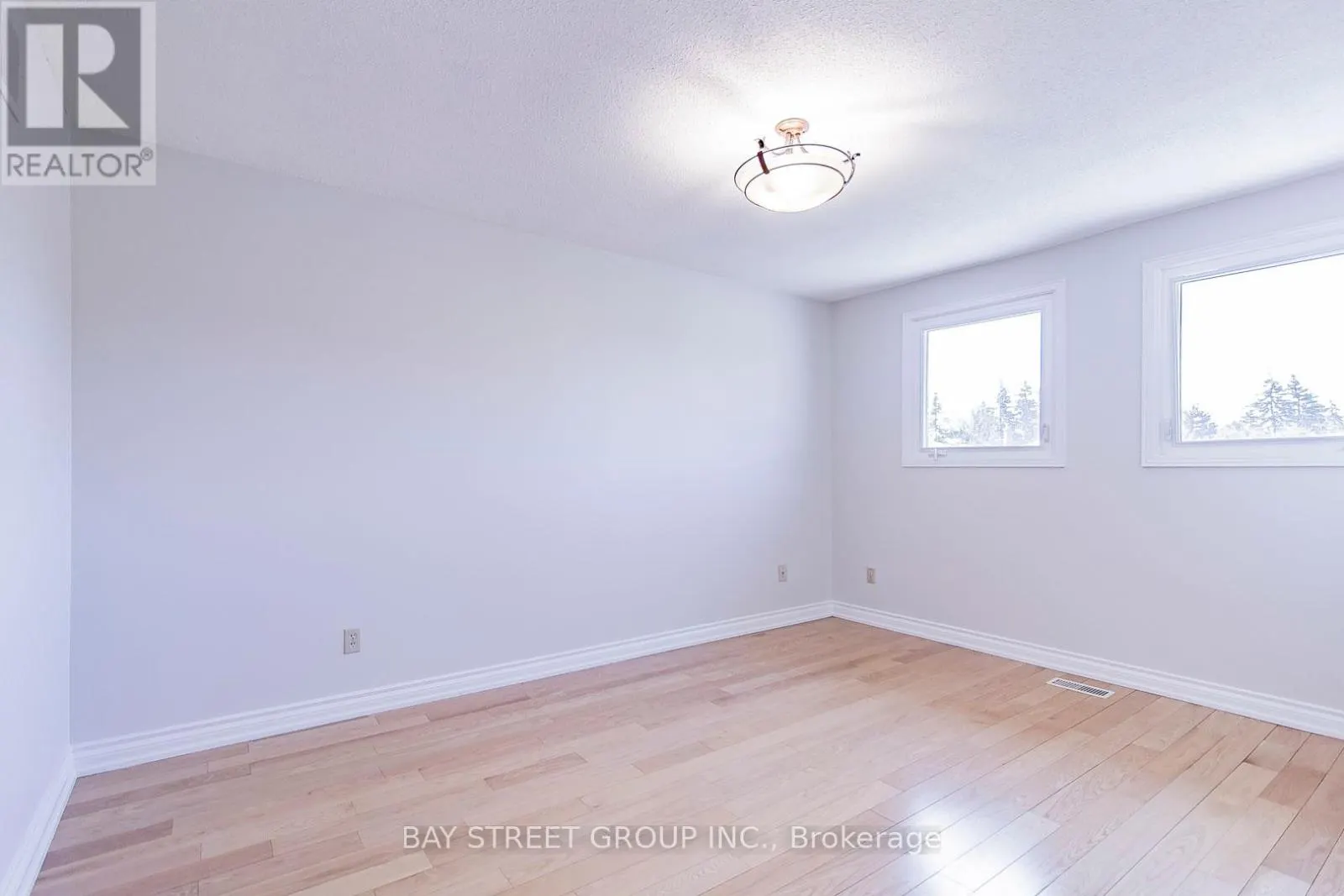 300 FINCHAM AVENUE
