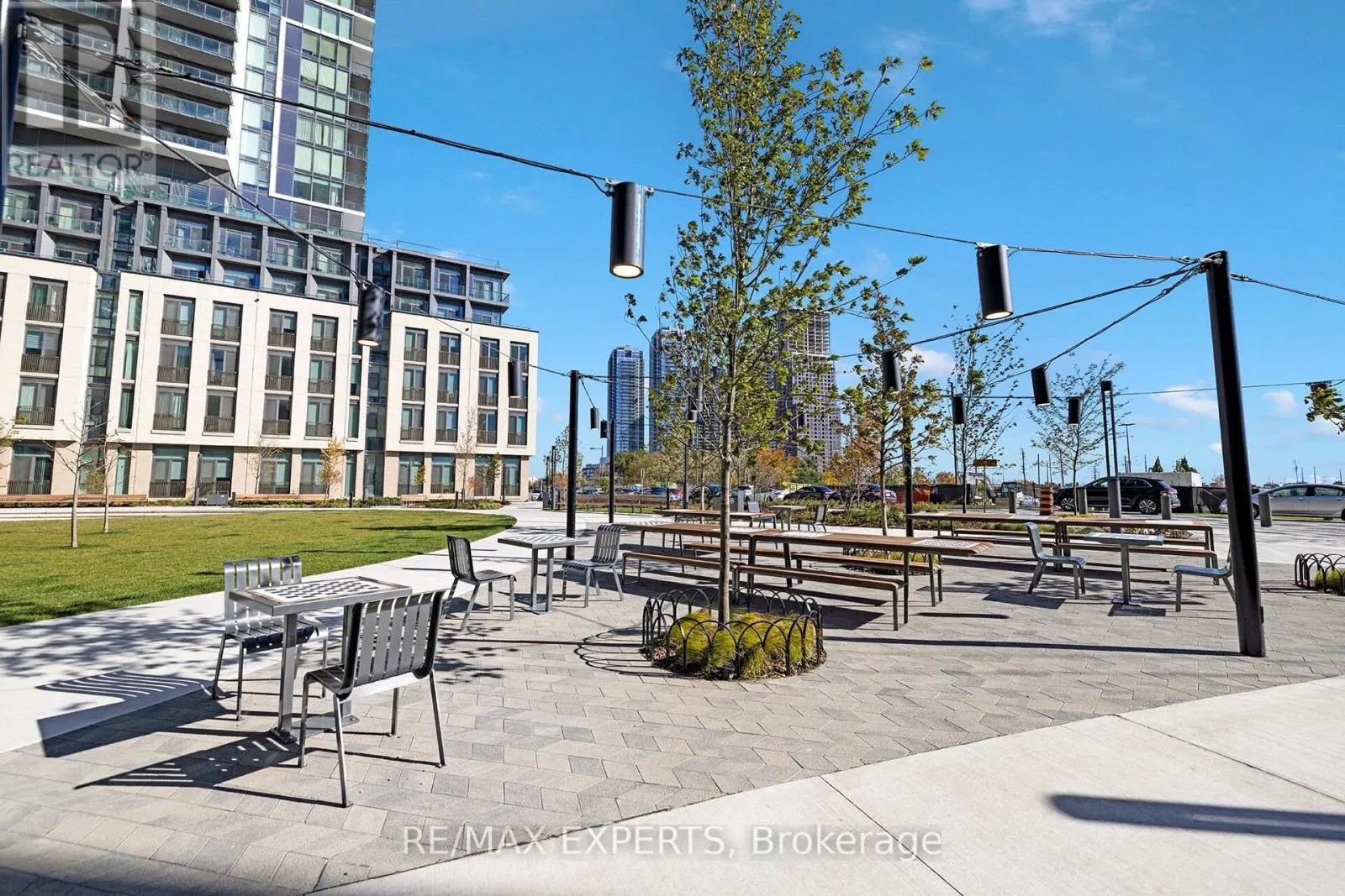 609 - 7890 JANE STREET