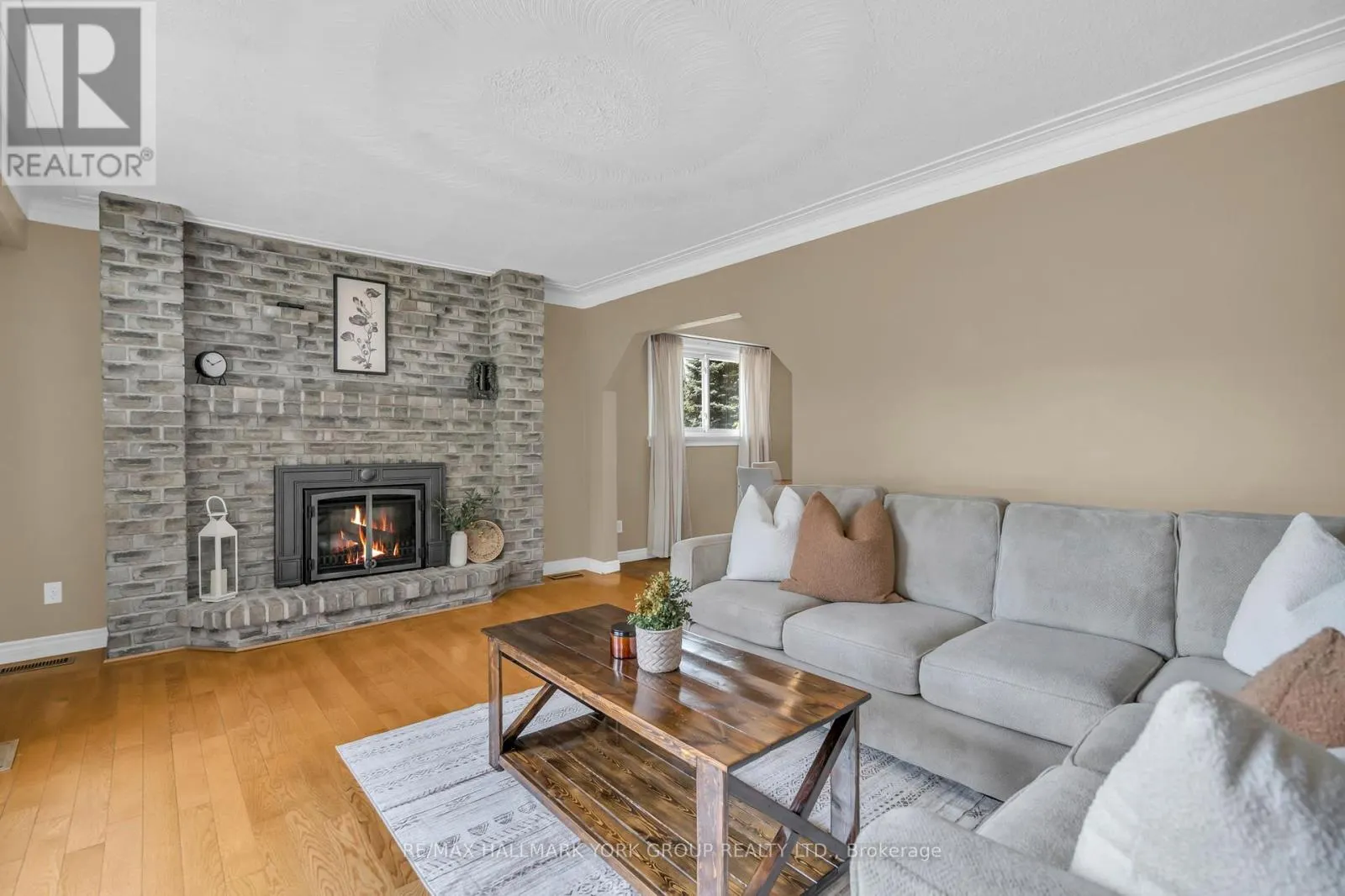 8 RUSHTON ROAD