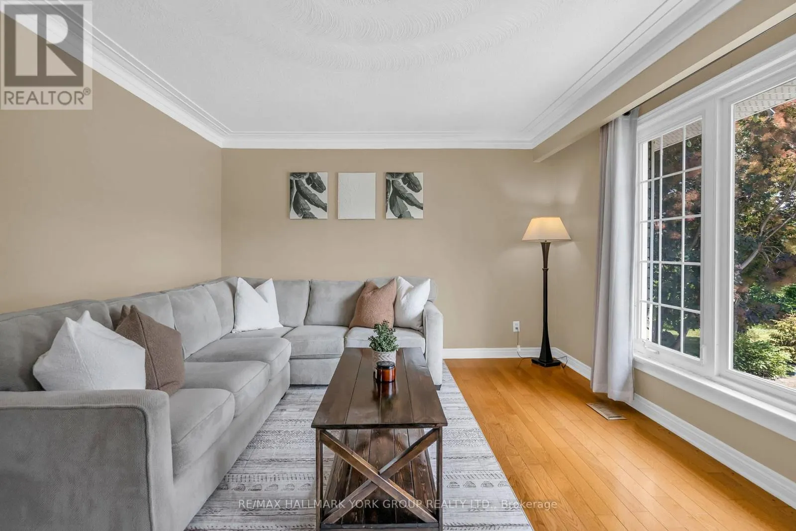 8 RUSHTON ROAD