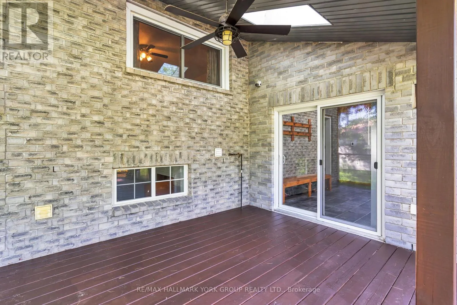 8 RUSHTON ROAD