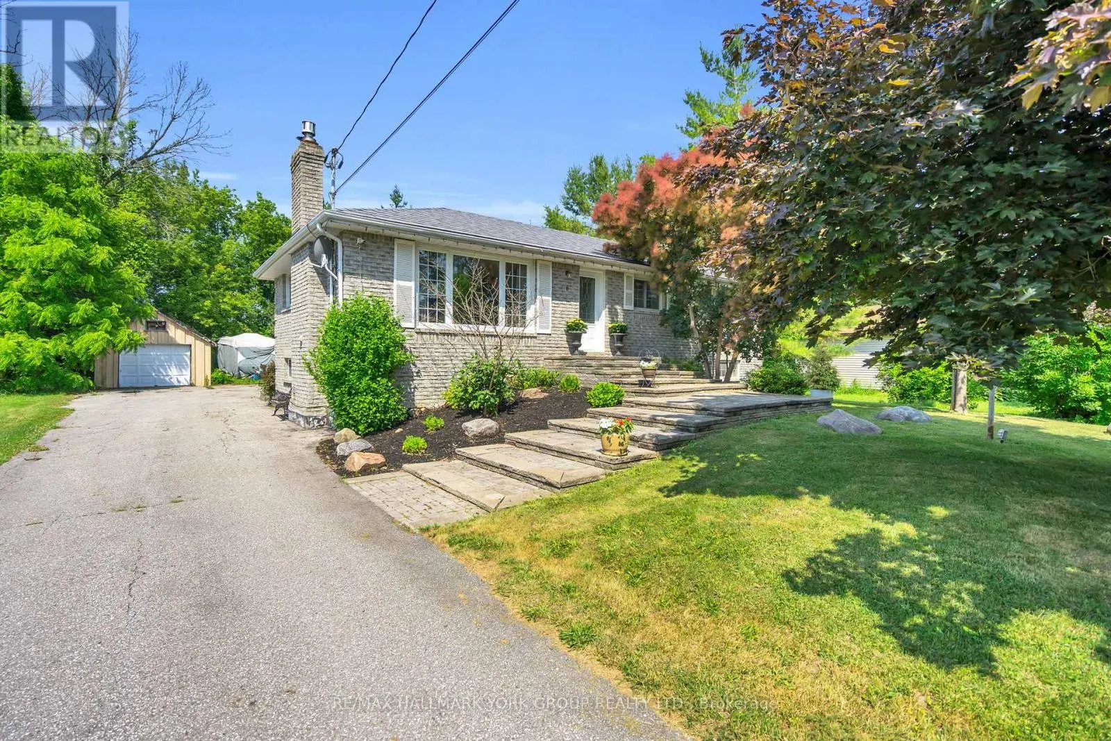 8 RUSHTON ROAD