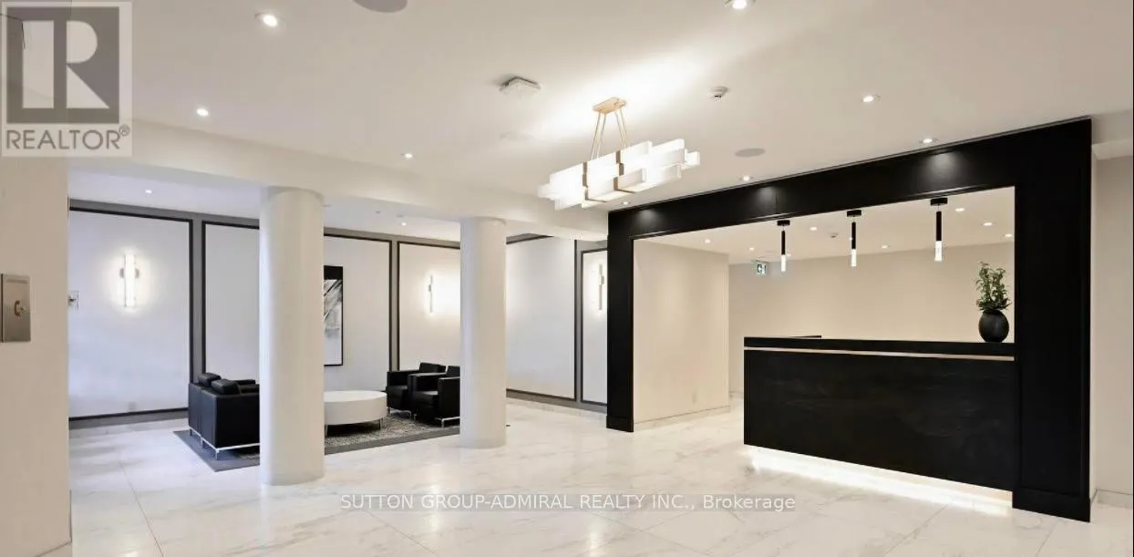 1110 - 7460 BATHURST STREET W