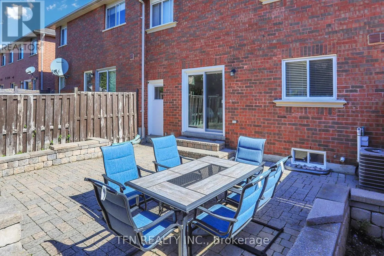 24 LUCERNE DRIVE