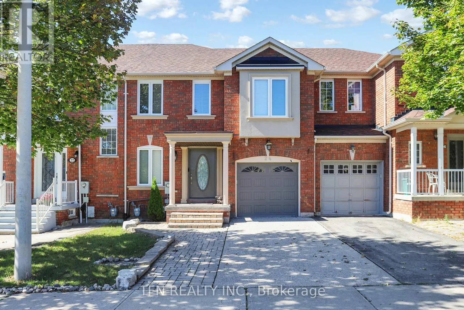 24 LUCERNE DRIVE