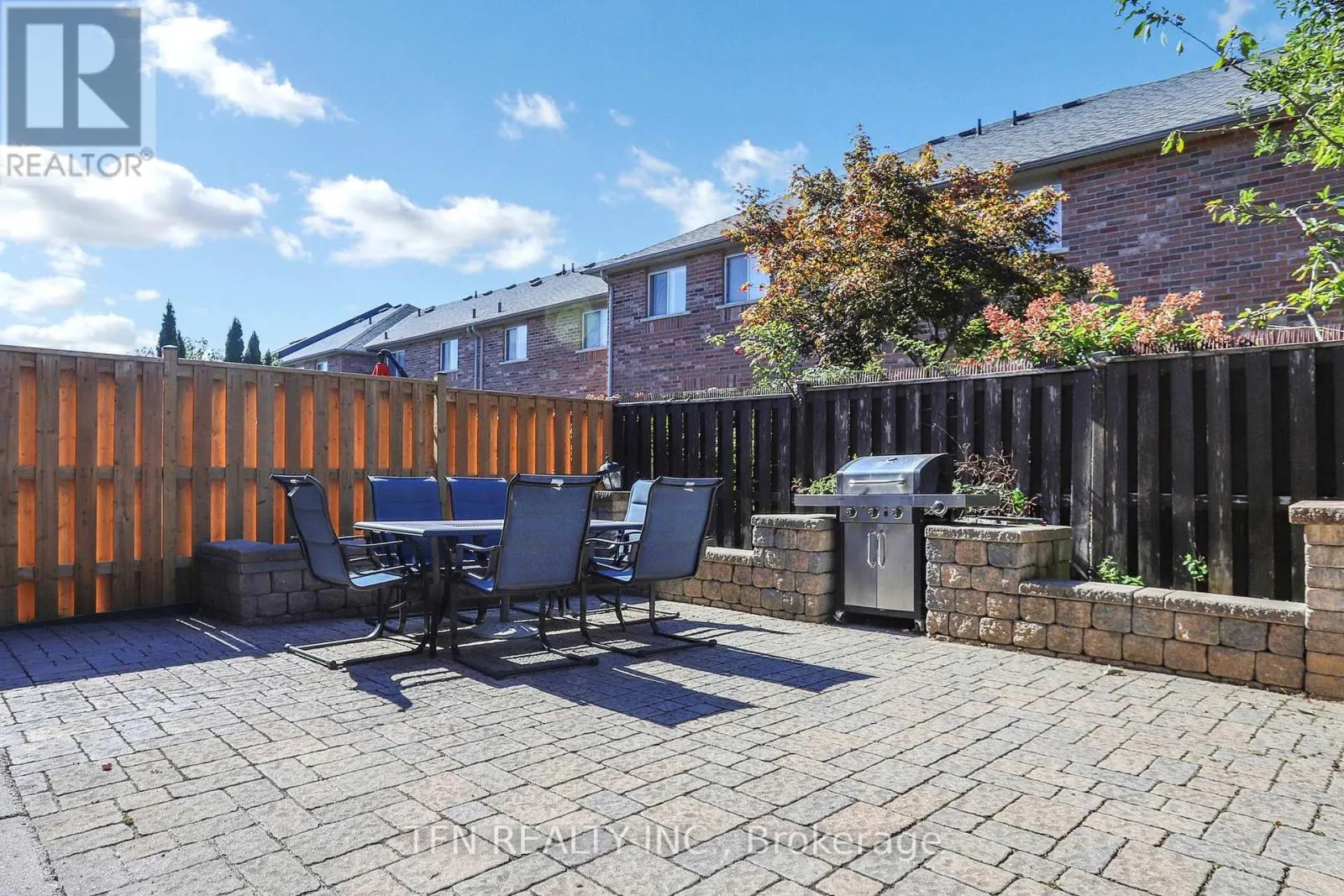 24 LUCERNE DRIVE