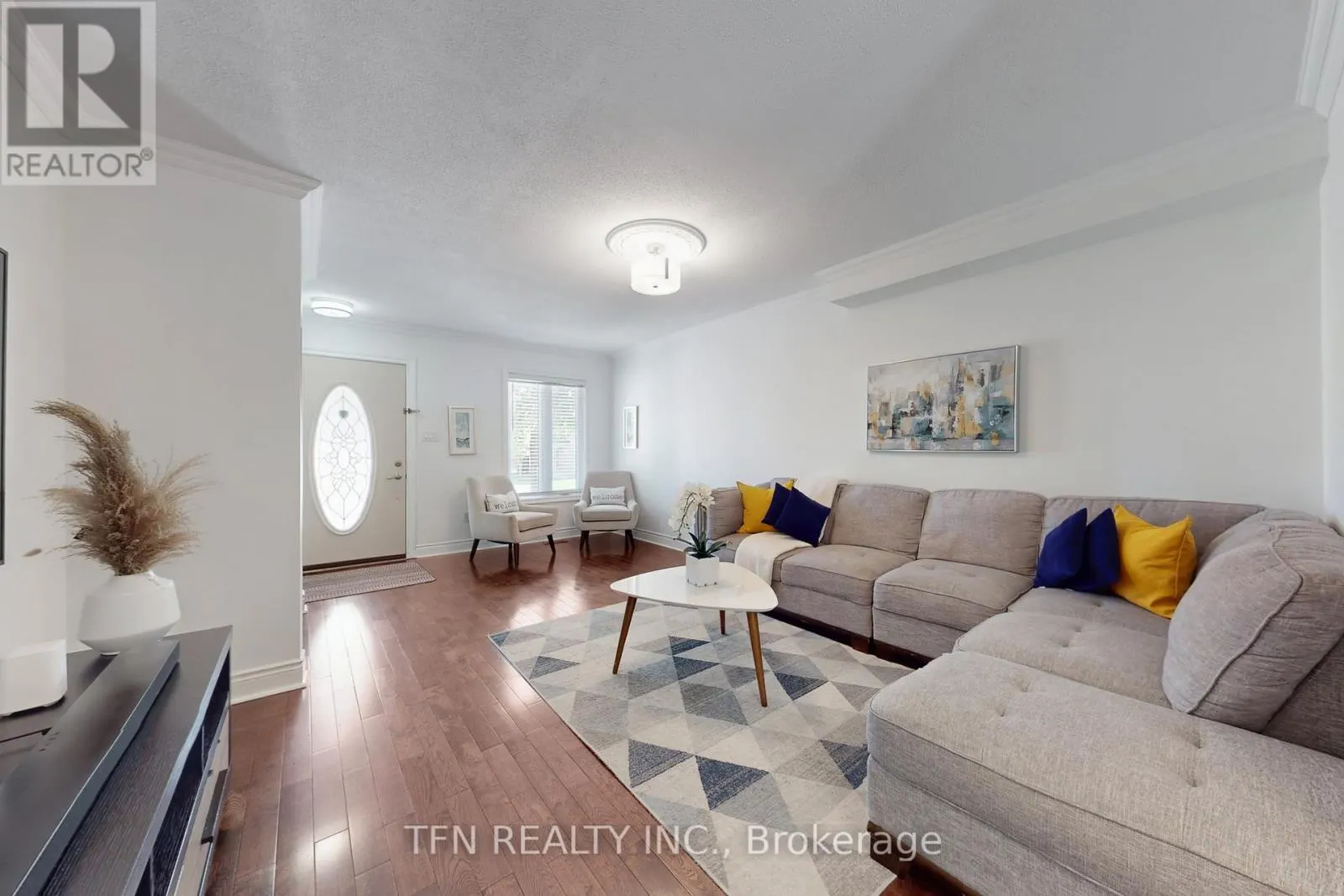 24 LUCERNE DRIVE