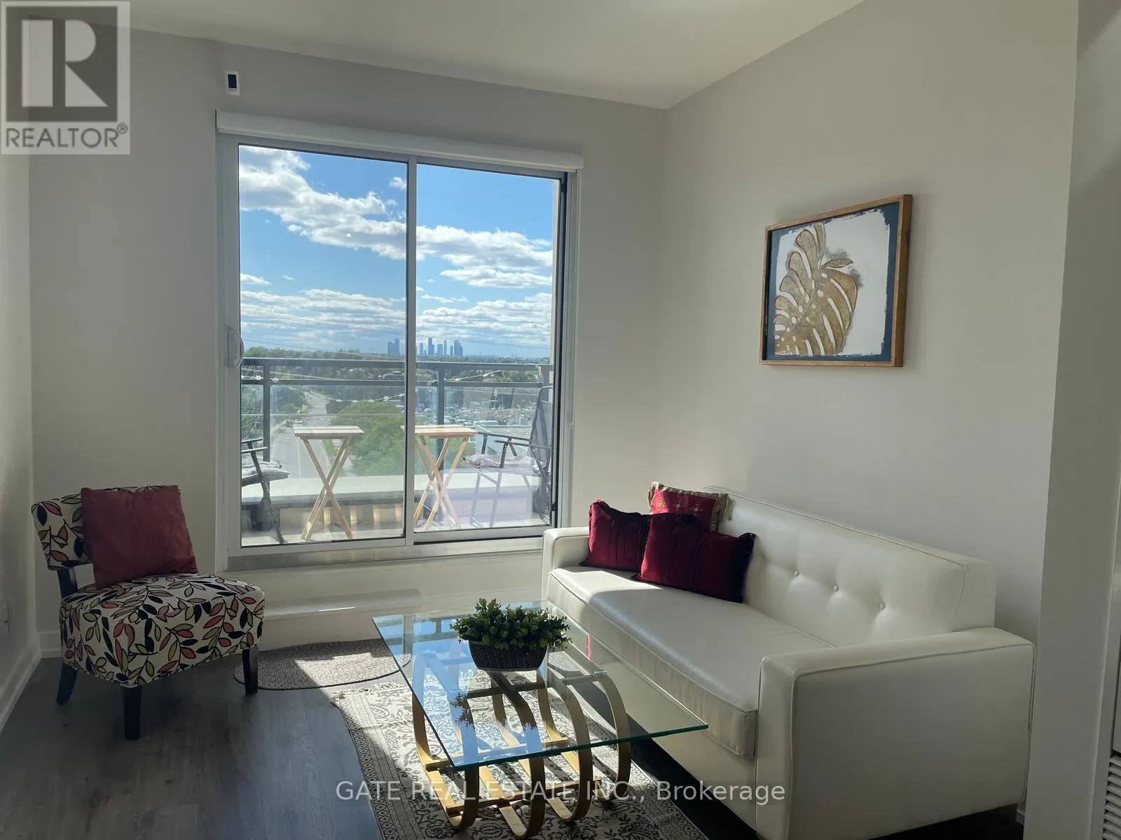 511 - 1 GRANDVIEW AVENUE