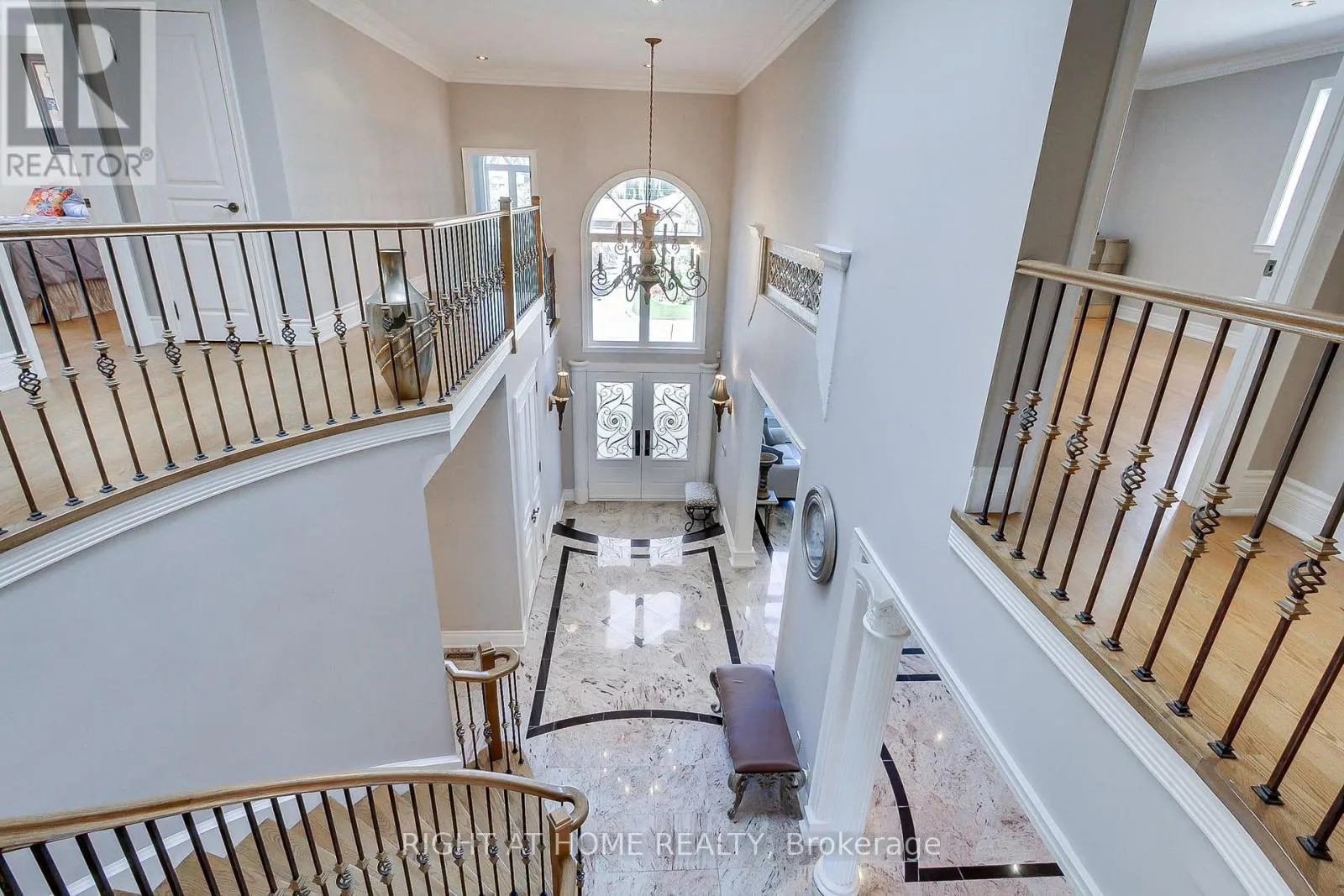 185 KING HIGH DRIVE