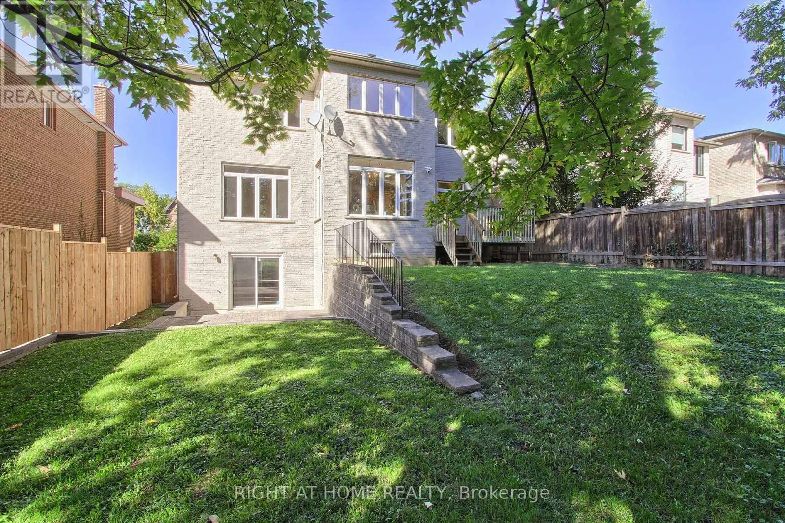 185 KING HIGH DRIVE