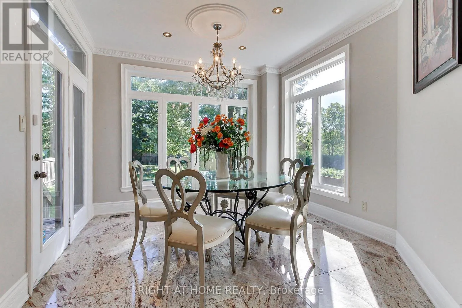 185 KING HIGH DRIVE