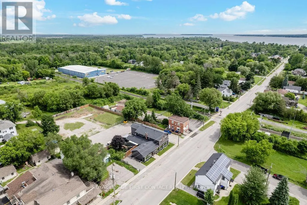 1370 KILLARNEY BEACH ROAD