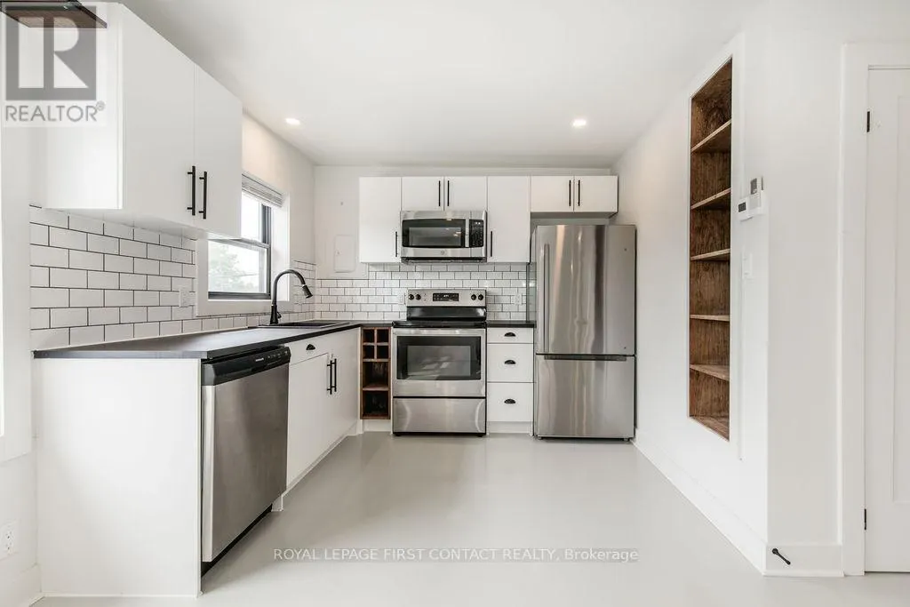 1370 KILLARNEY BEACH ROAD
