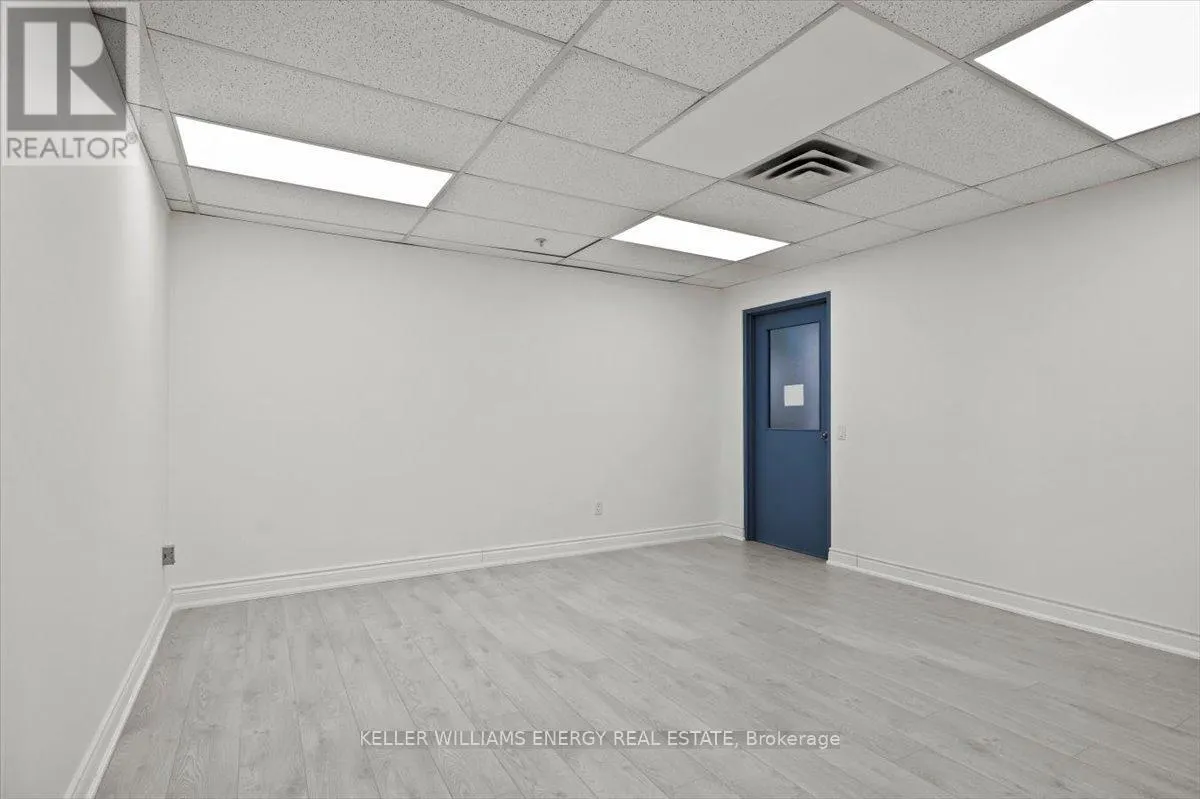 5B - 2 BROCK STREET W, #5B