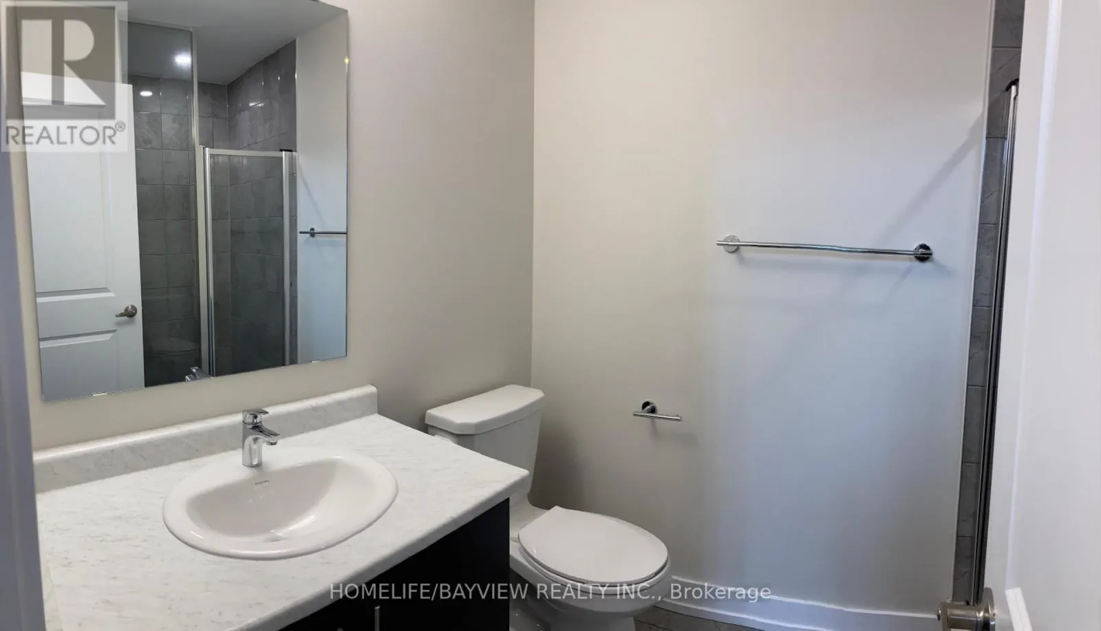 4 GUARDHOUSE CRESCENT