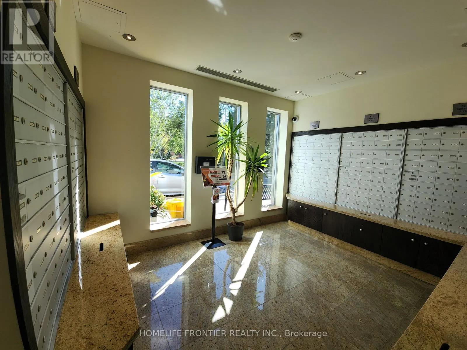 1009 - 48 SUNCREST BOULEVARD