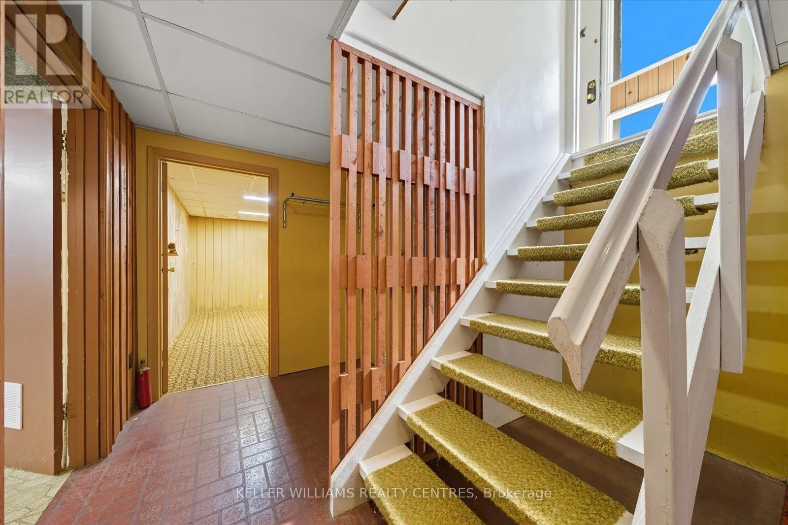 112 EDEN COURT