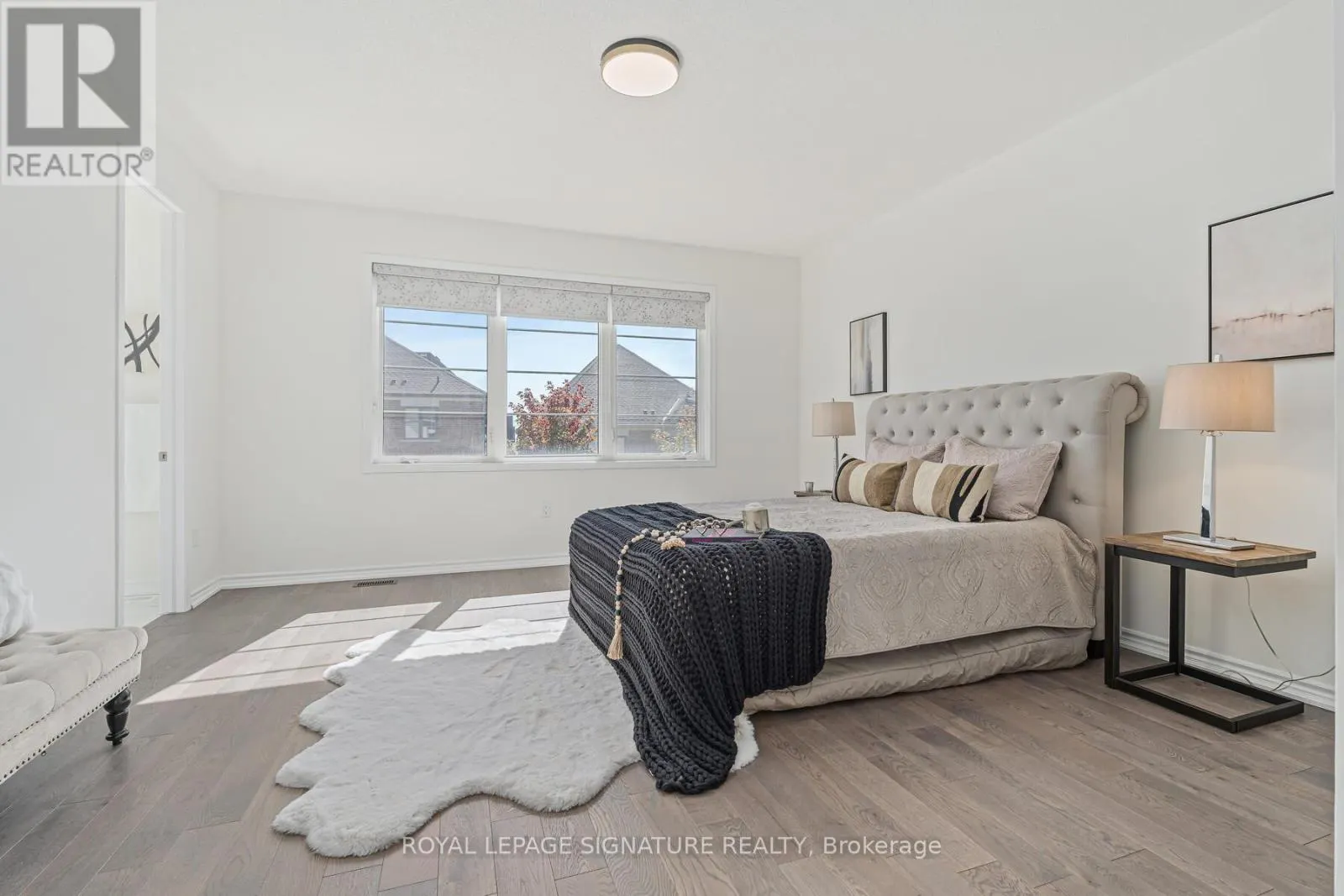 31 STREAMSIDE STREET