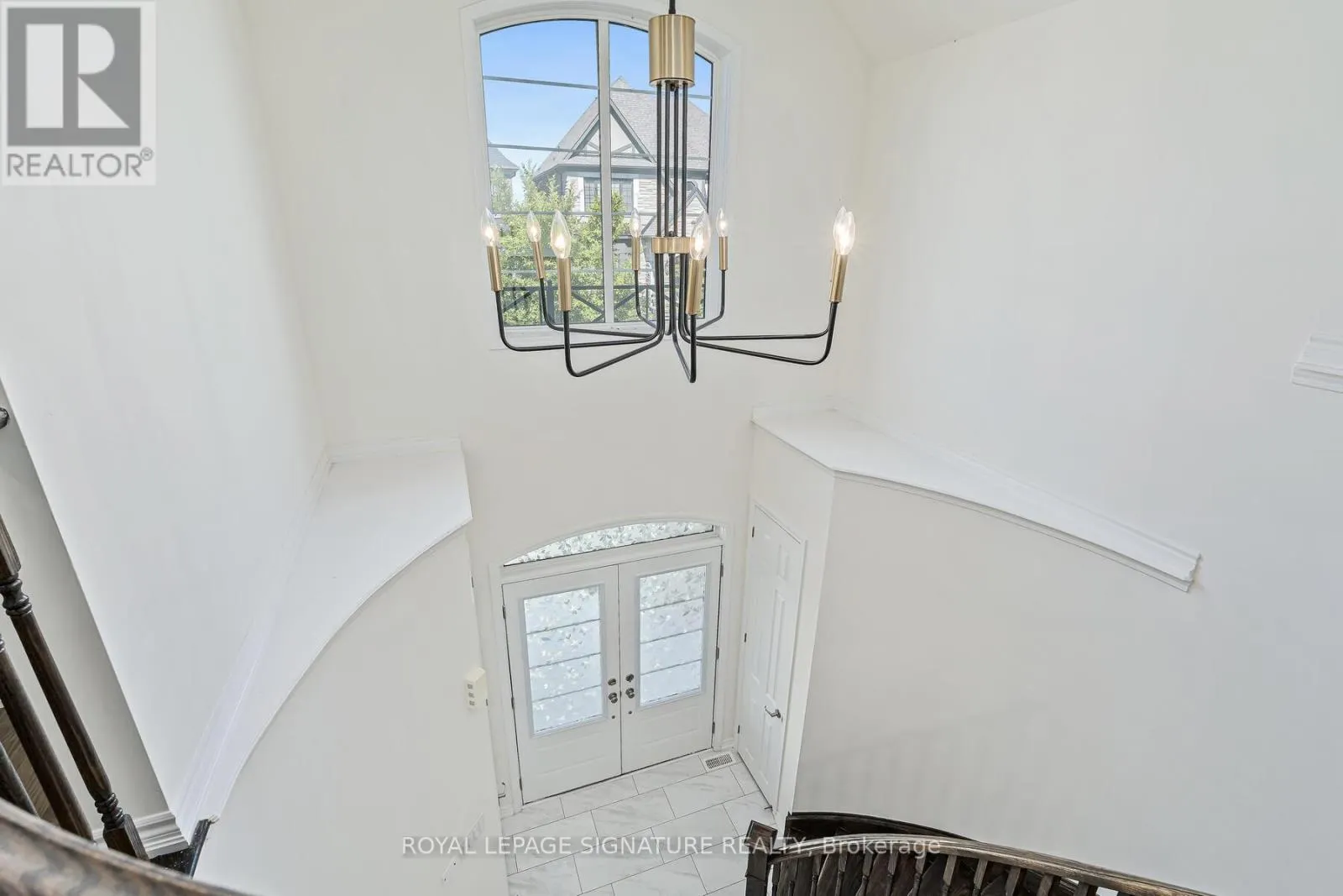 31 STREAMSIDE STREET