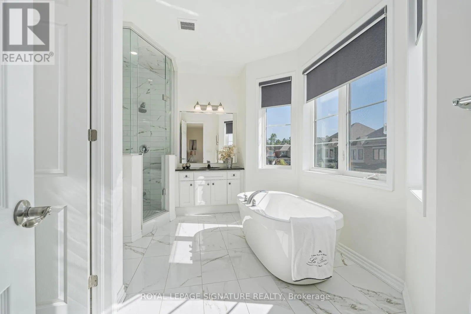 31 STREAMSIDE STREET