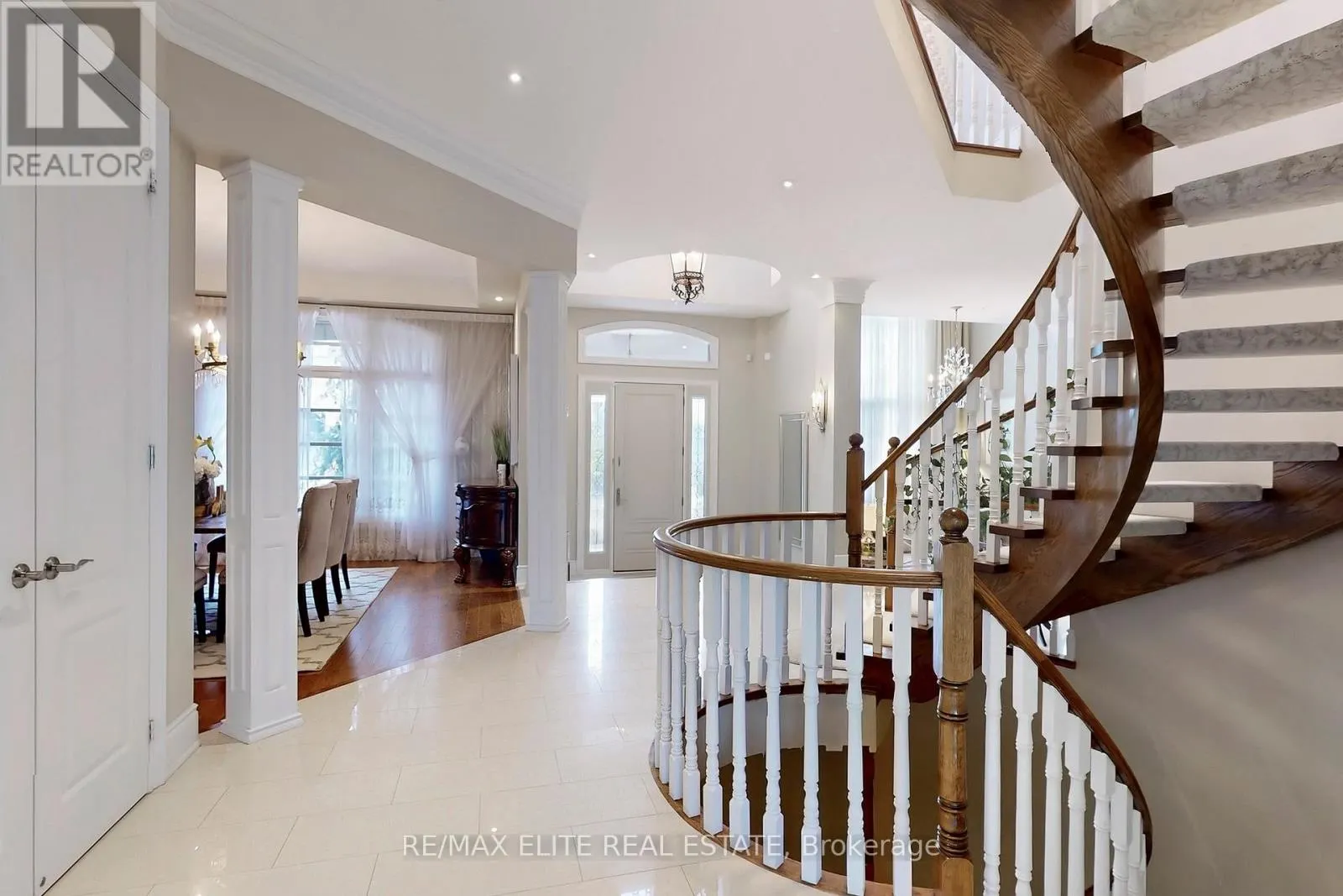 59 CARISBROOKE CIRCLE