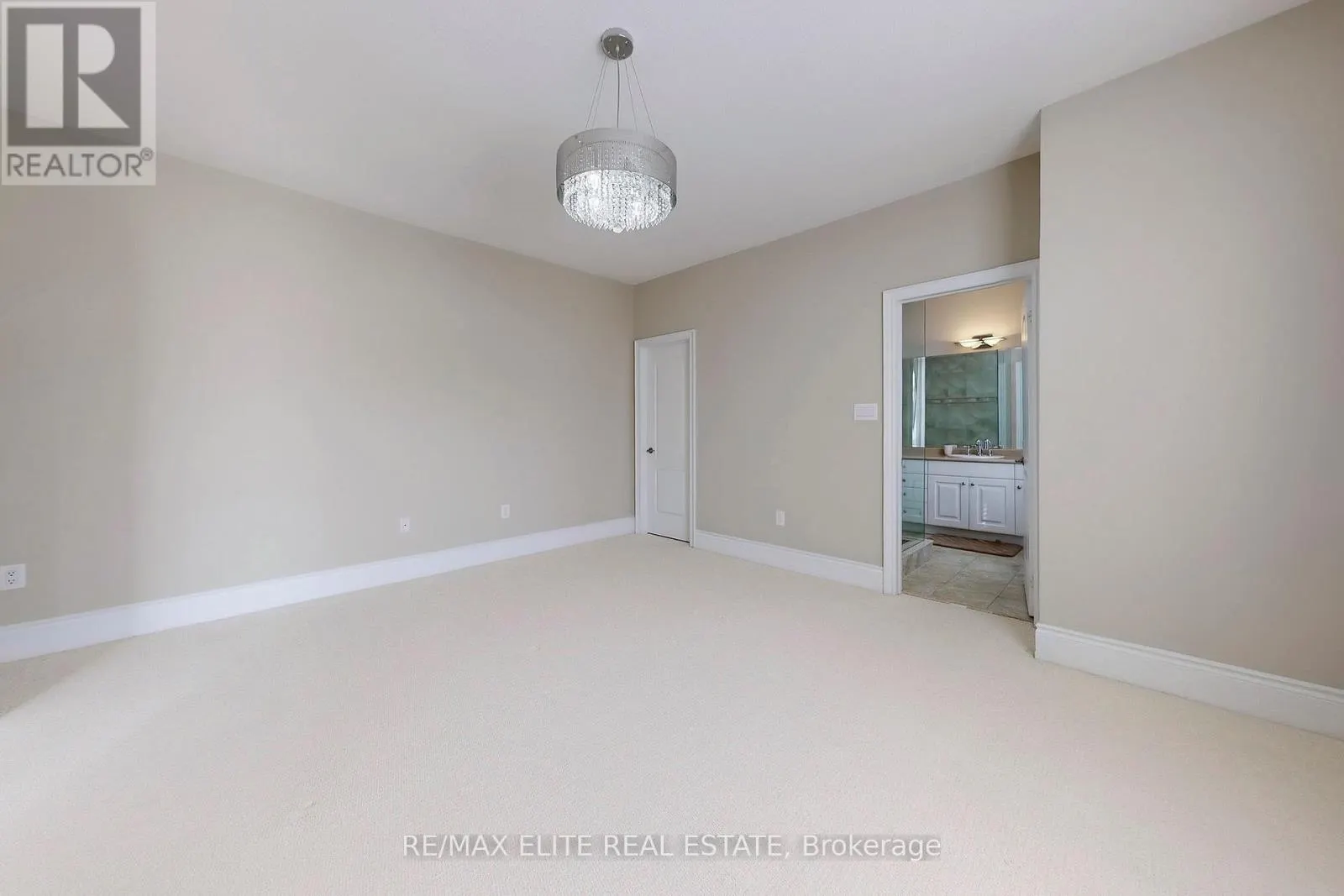 59 CARISBROOKE CIRCLE