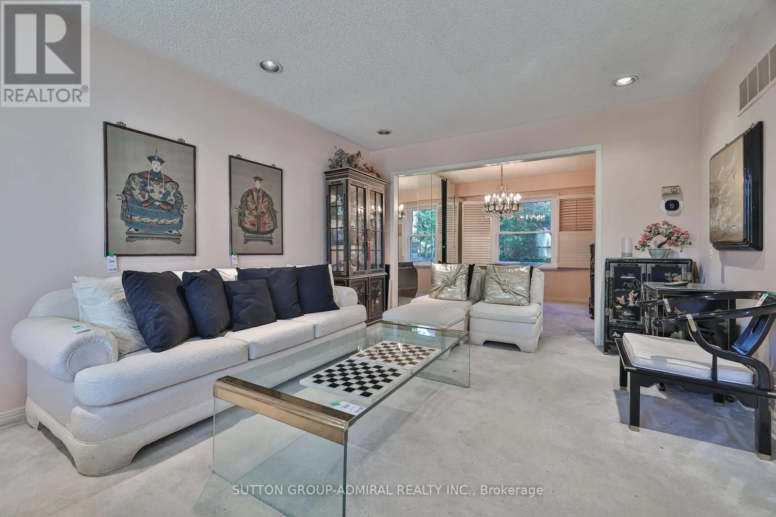 22 COBBLESTONE DRIVE
