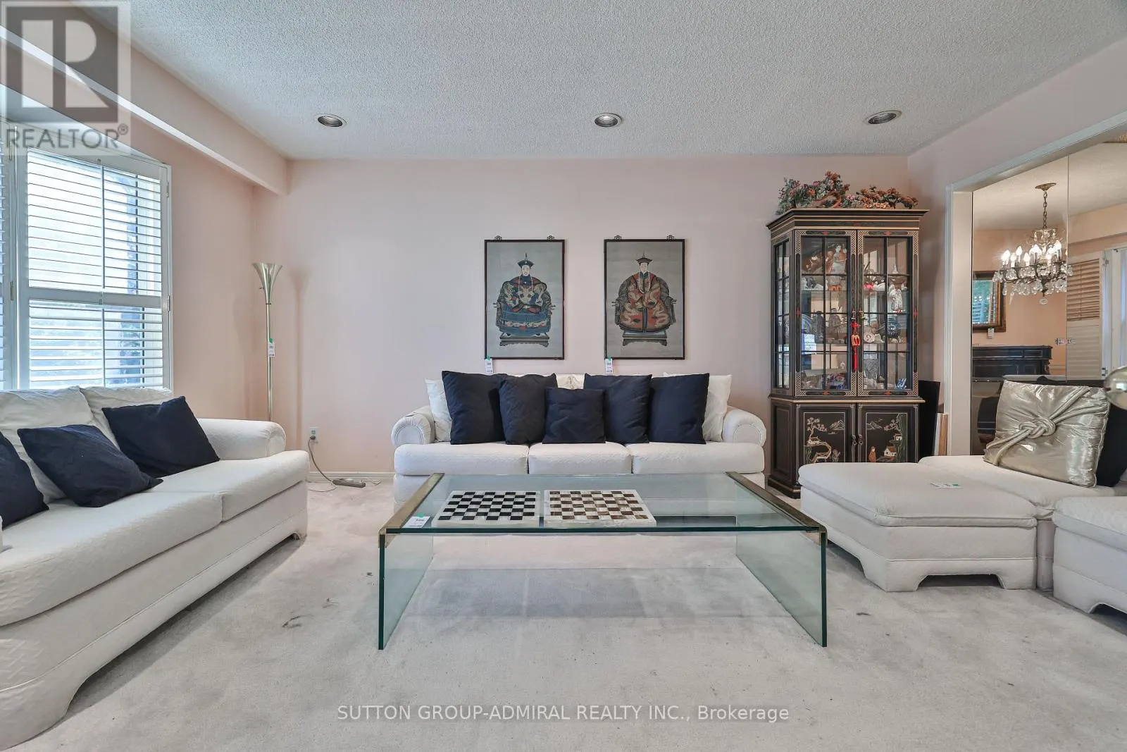 22 COBBLESTONE DRIVE