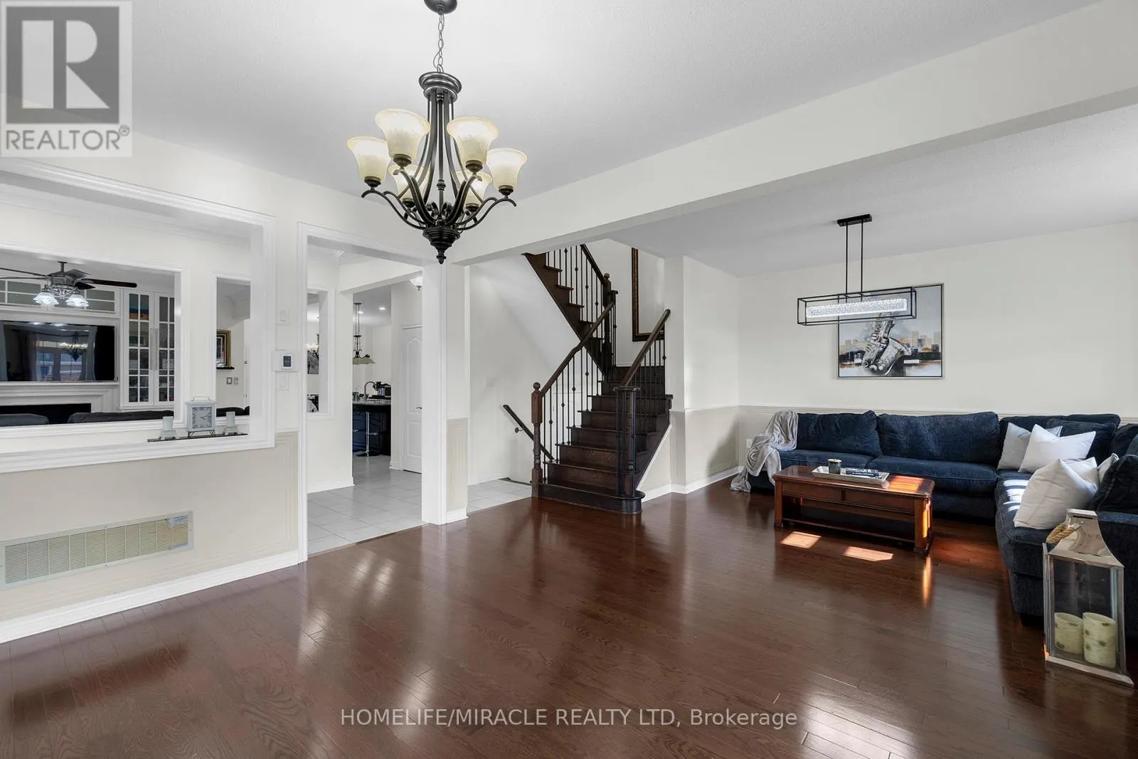 129 VIPOND WAY