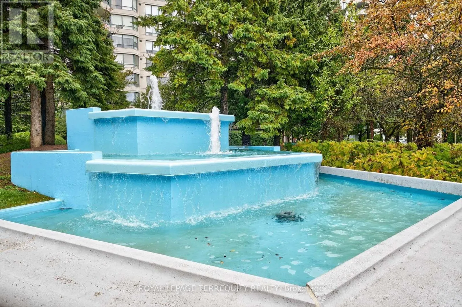 1402 - 110 PROMENADE CIRCLE