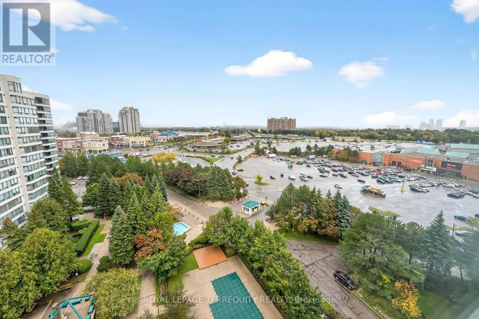 1402 - 110 PROMENADE CIRCLE