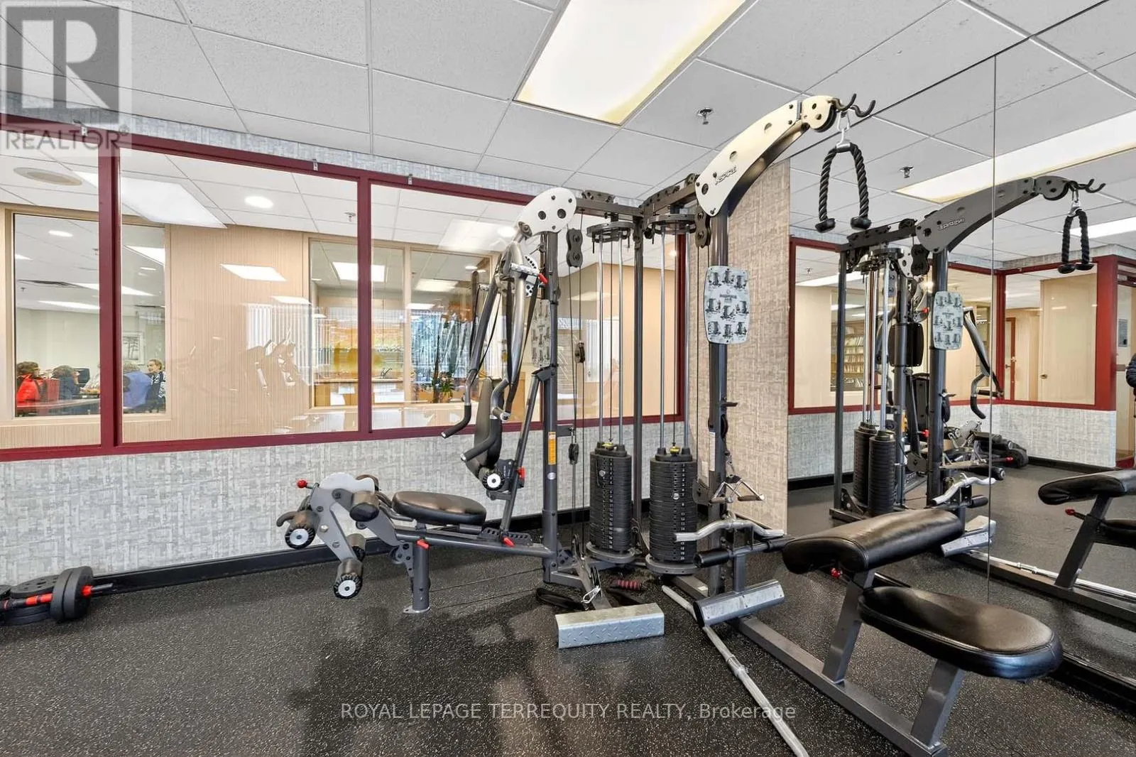1402 - 110 PROMENADE CIRCLE