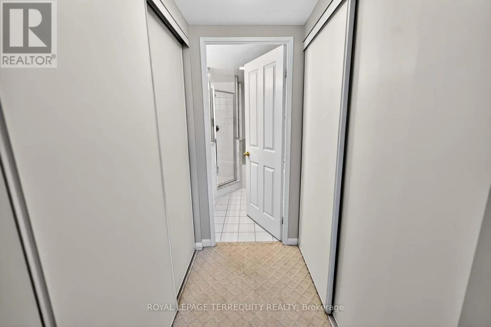 1402 - 110 PROMENADE CIRCLE