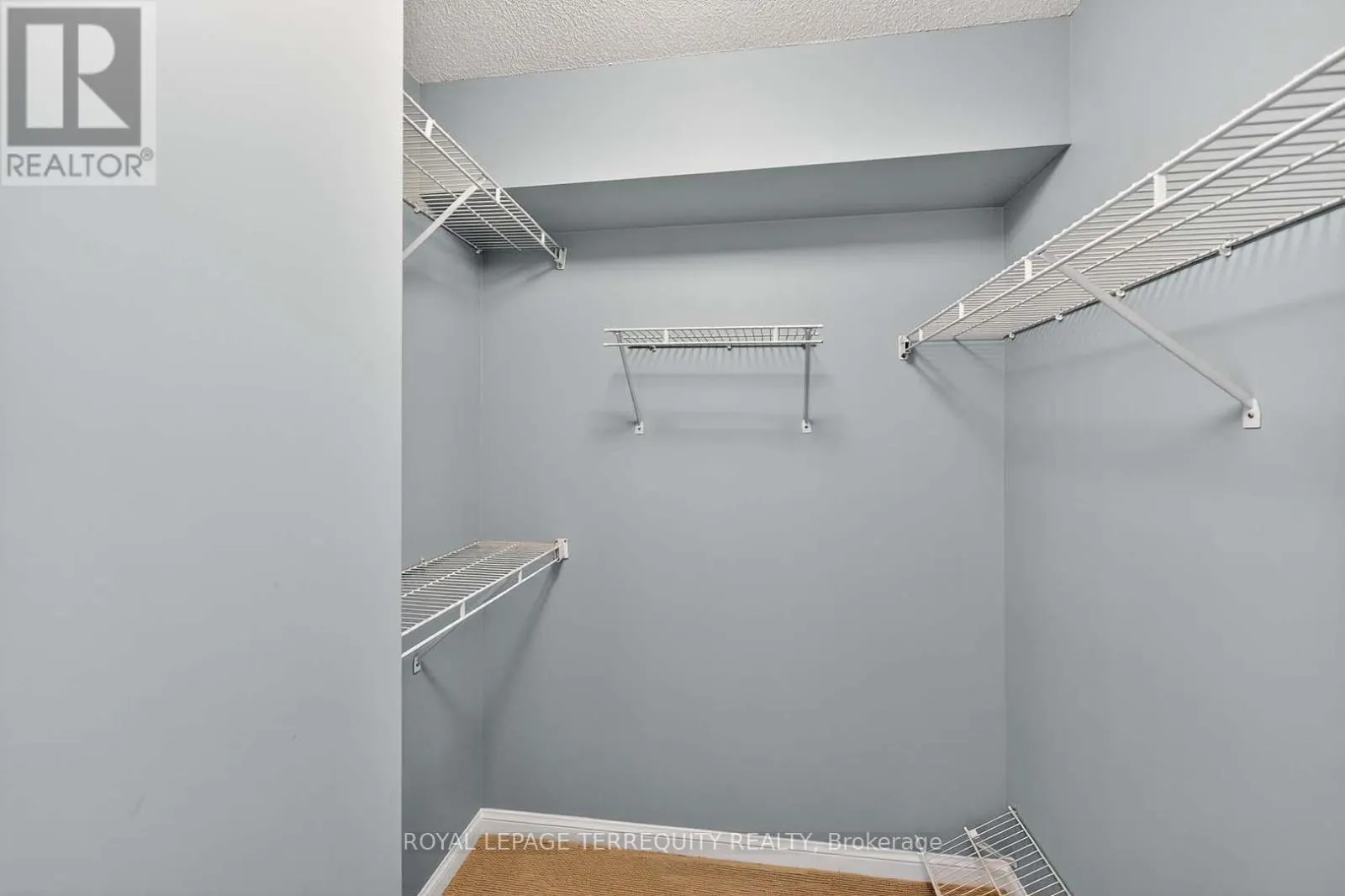 1402 - 110 PROMENADE CIRCLE
