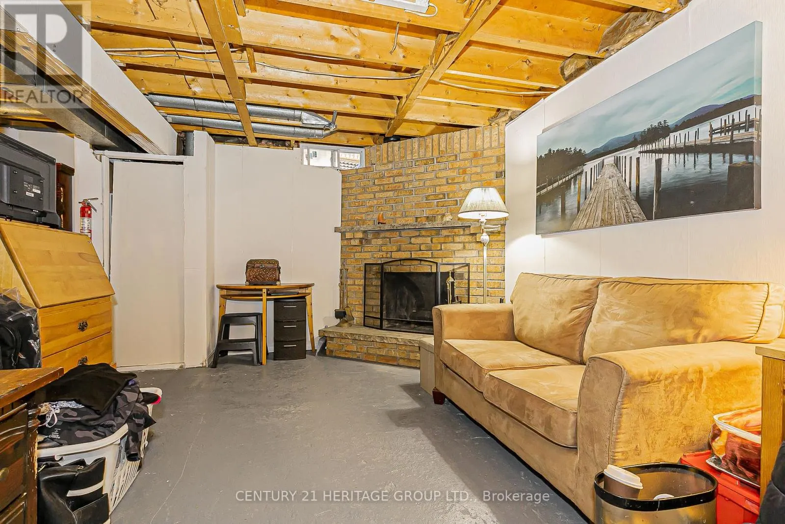 134 WALTON DRIVE