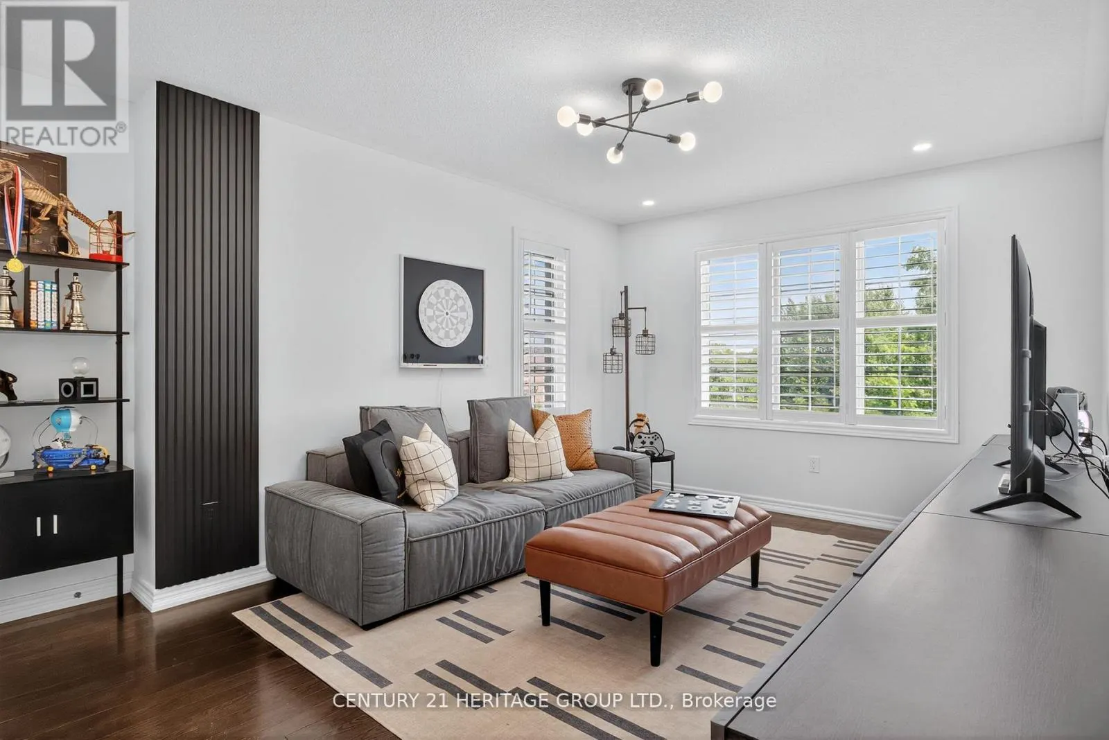 56 COUSTEAU DRIVE