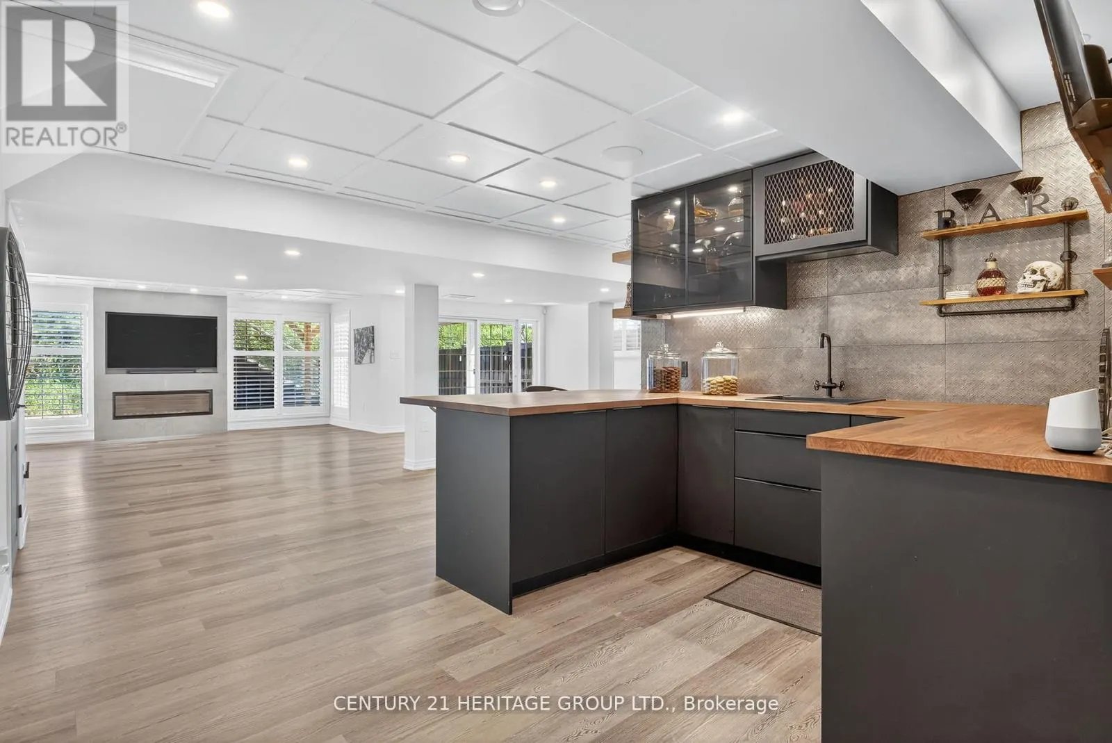 56 COUSTEAU DRIVE