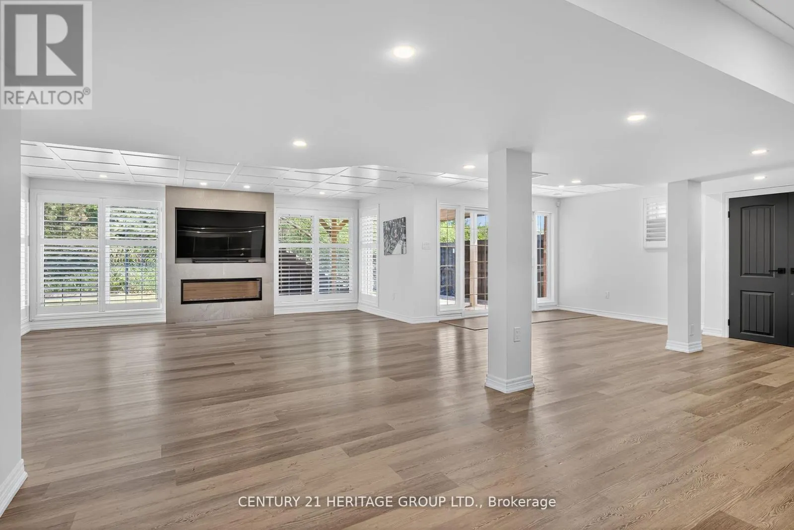 56 COUSTEAU DRIVE