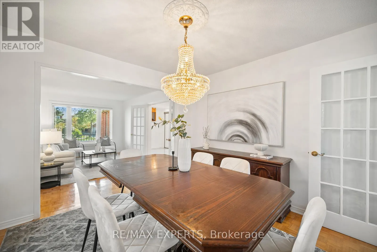 118 CHANCELLOR DRIVE