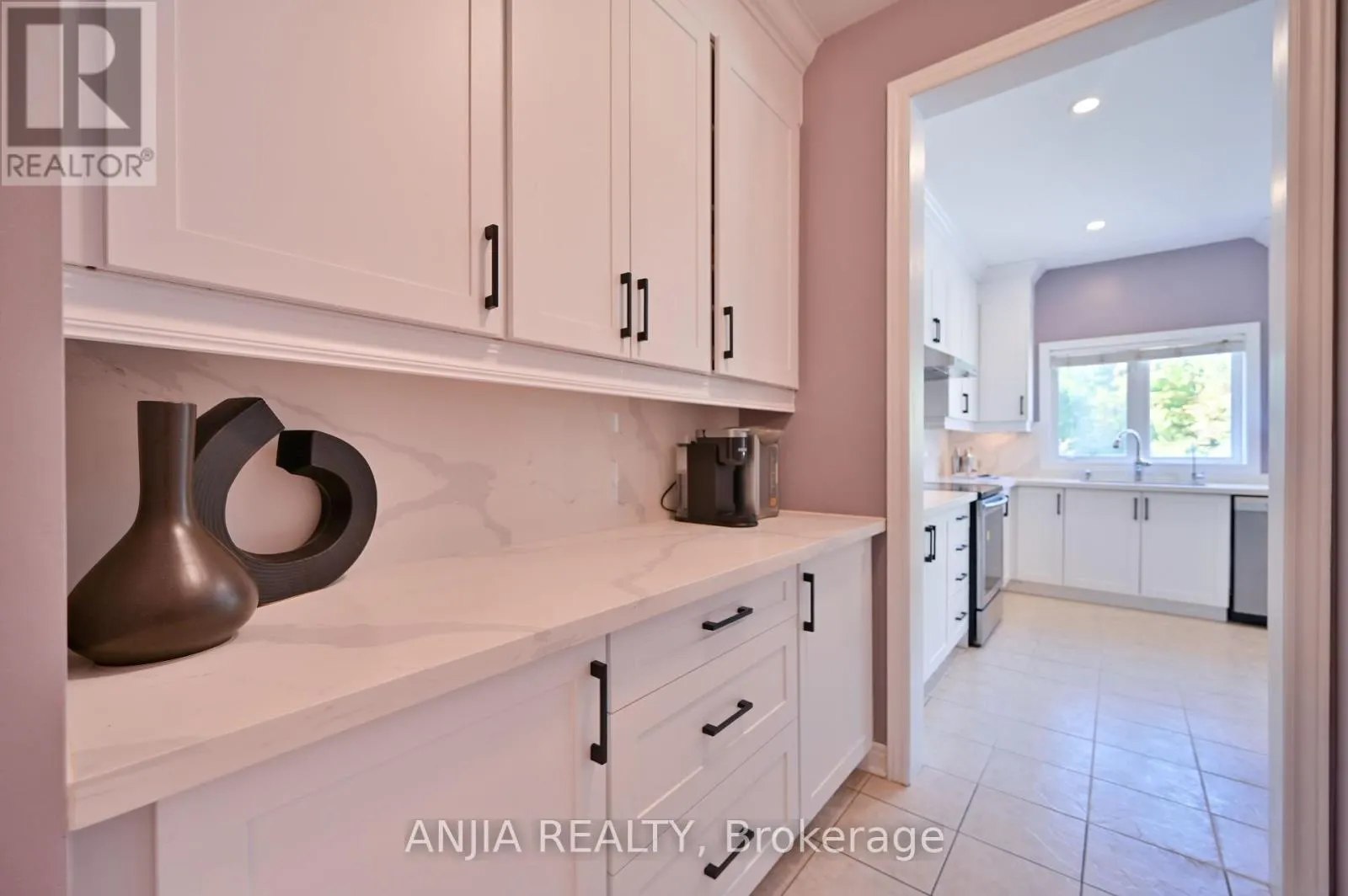 30 ANNINA CRESCENT
