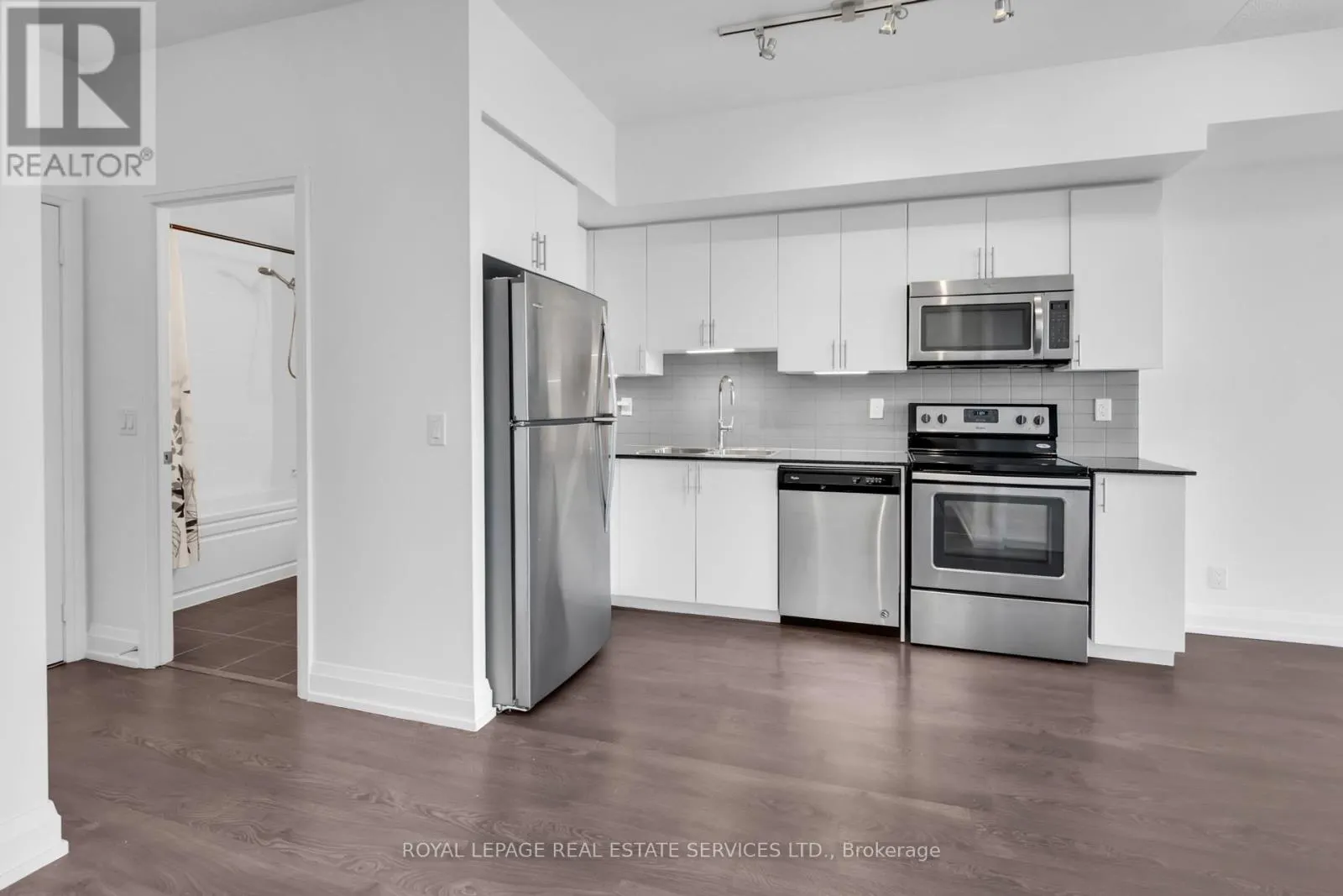 2203 - 7890 BATHURST STREET