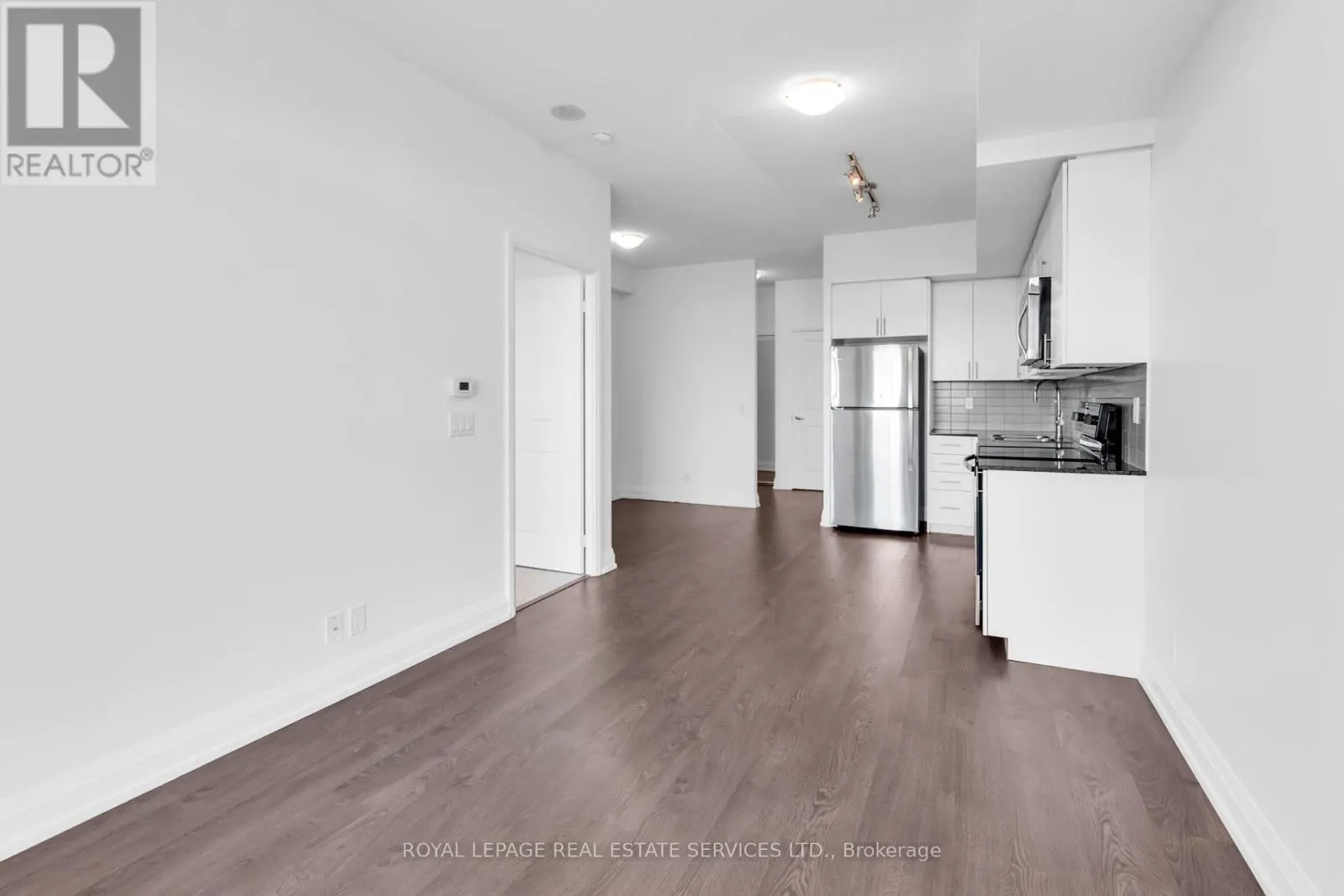 2203 - 7890 BATHURST STREET