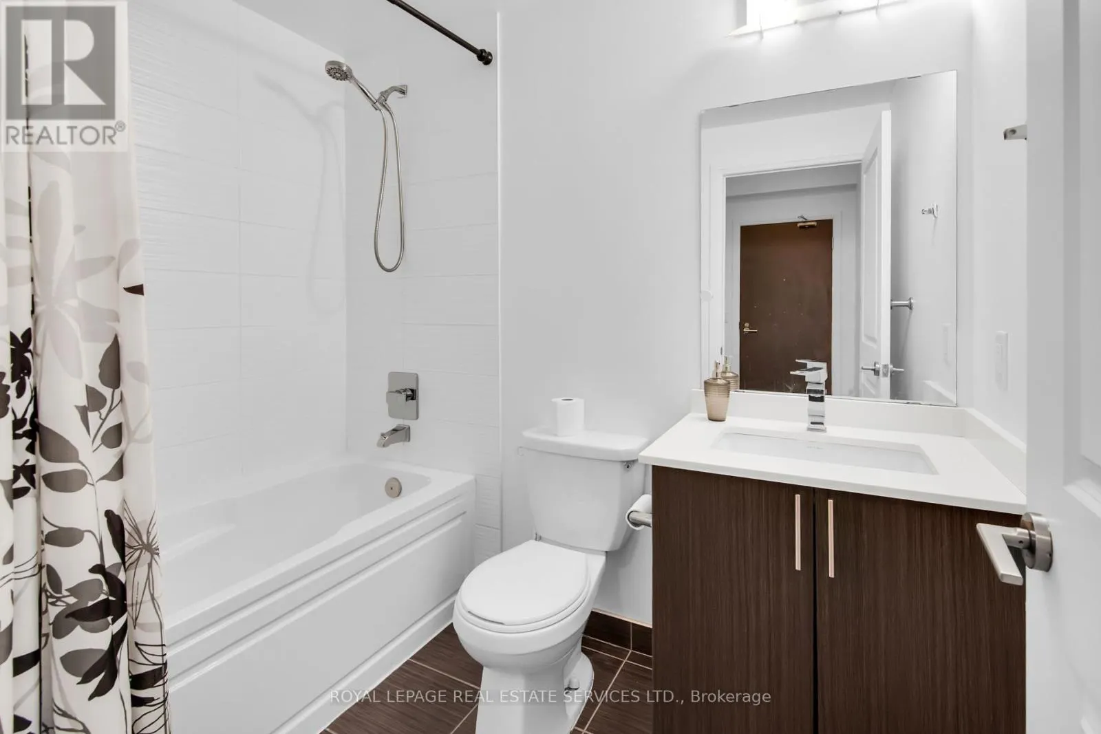 2203 - 7890 BATHURST STREET