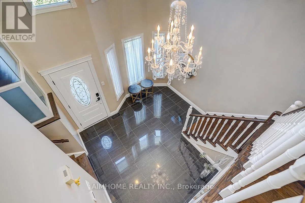 205 PINEWOOD DRIVE