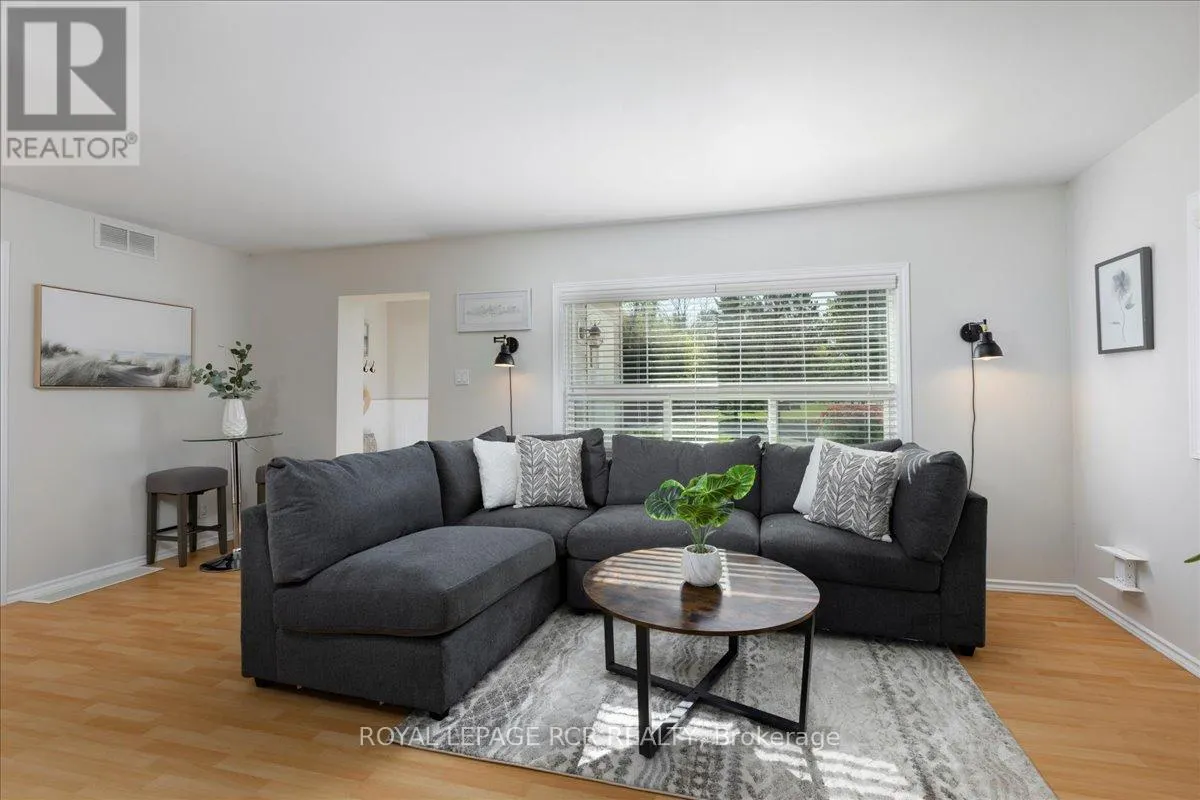 10 COTTAGE GROVE