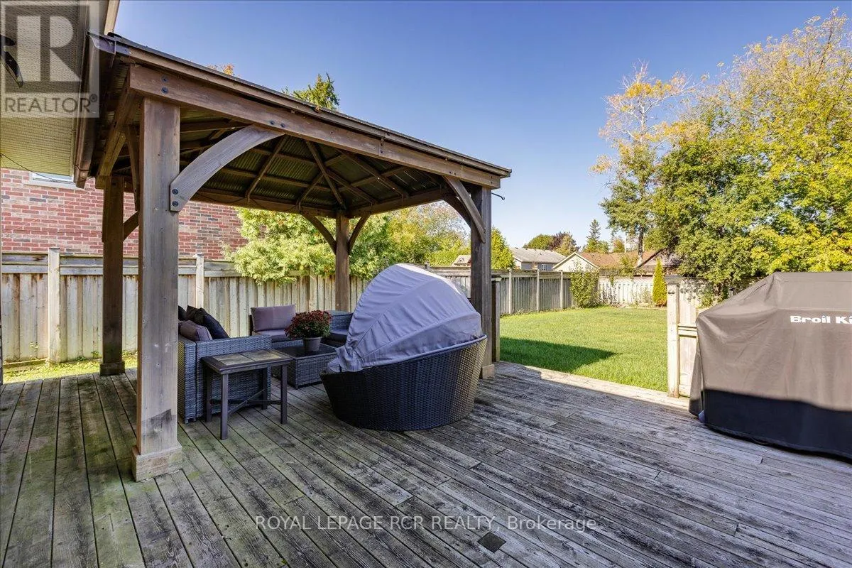 10 COTTAGE GROVE
