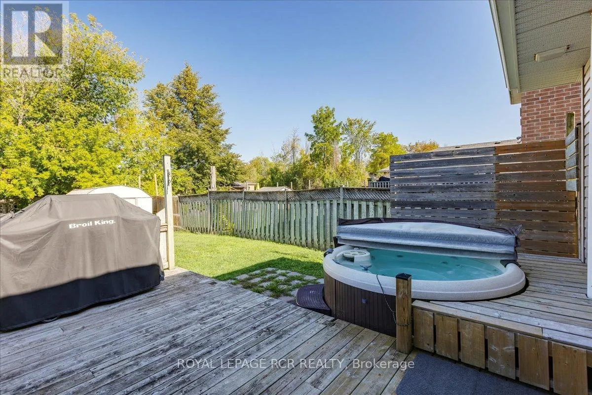 10 COTTAGE GROVE